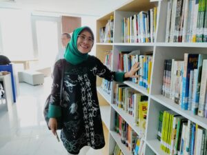 Anggota DPR  Puji Konsep ‘Mal Baca’ Perpustakaan Banda Aceh