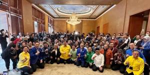 Partai-partai anggota parlemen yang menolak sistem pemilu proporsional tertutup berkonsolidasi di Jakarta, Minggu (8/1).