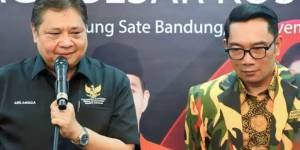 Gubernur Jawa Barat Ridwan Kamil Ketua Umum Partai Golkar Airlangga Hartarto