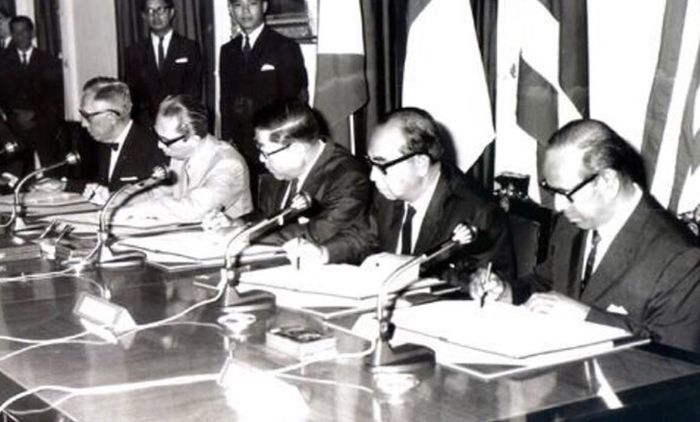 Lima negara pendiri ASEAN menandatangani Deklarasi Bangkok 1967