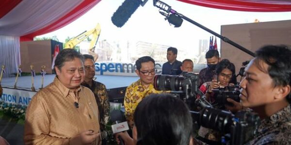 Airlangga Apresiasi Komitmen Investasi Aspen-Docta di Indonesia