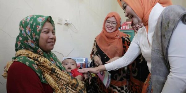Atalia Praratya Apresiasi Program Rapot Keluarga Posyandu Edelweiss di Kabupaten Bekasi