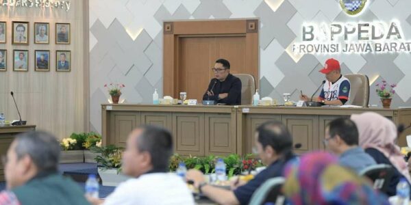 Ridwan Kamil Fokus Perbaikan Jalan Jelang Akhir Masa Jabatan