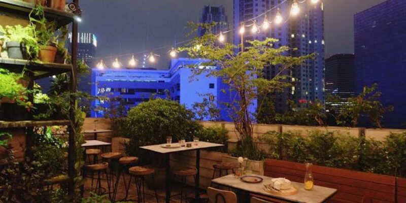 Meal By The View: Rekomendasi 5 Resto Terbaik Makan dengan Pemandangan Indah Jakarta