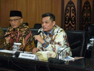 Legislator Golkar Ilham Pangestu Perjuangkan Jamaah Haji dan Umrah Aceh Berangkat Tanpa Transit