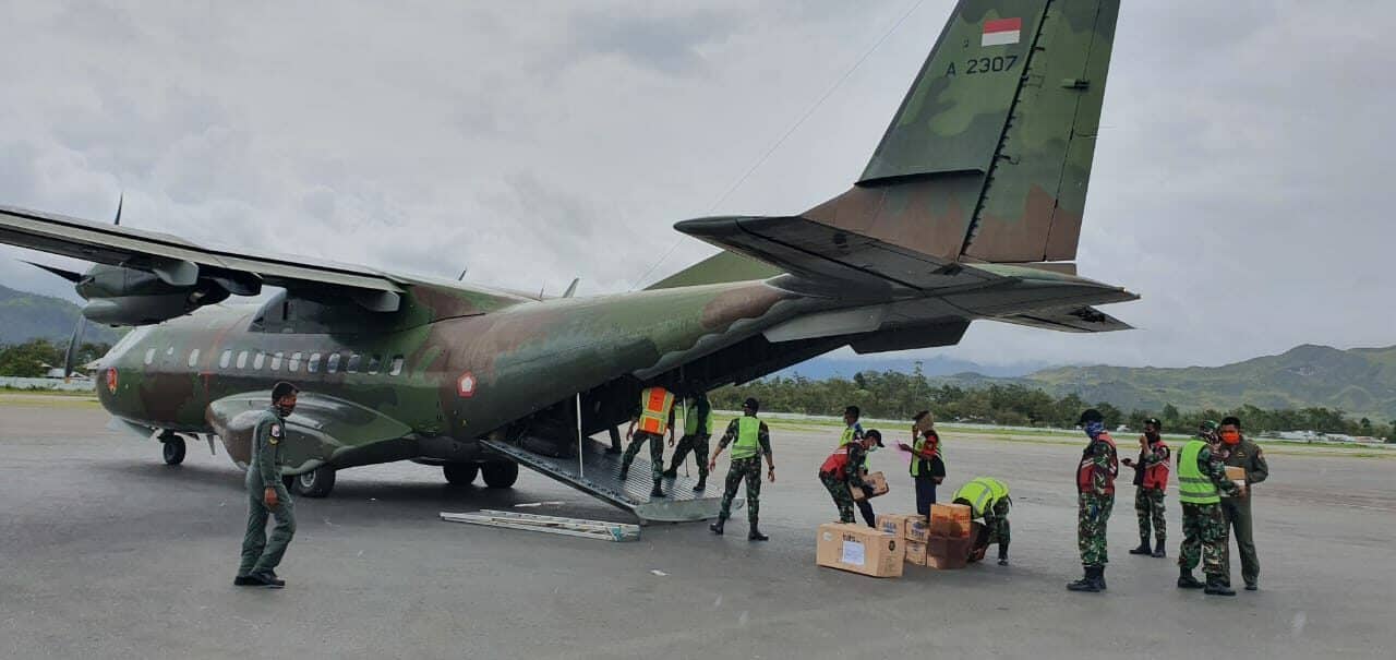 Ilustrasi Pesawat CN-235 milik TNI Angkatan Udara untuk membawa stok pangan ke Papua