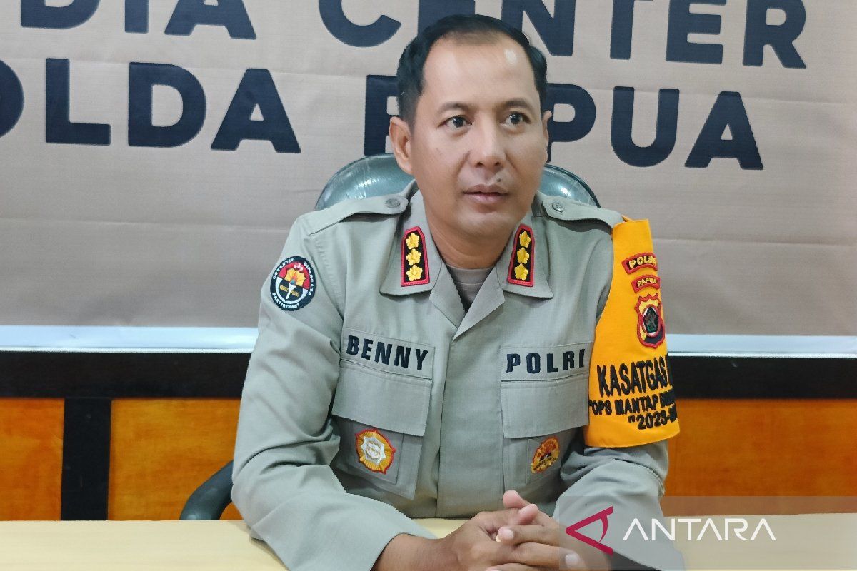 Kabid Humas Polda Papua Kombes Polisi Ignatius Benny Prabowo. (ANTARA/Evarukdijati)