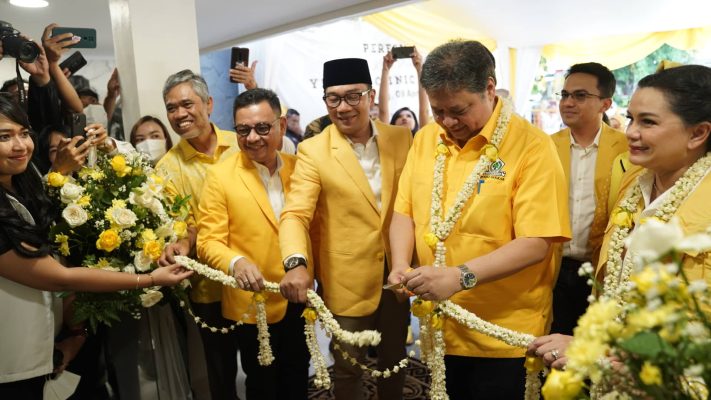 Peresmian Yellow Clinic Partai Golkar di Bandung 