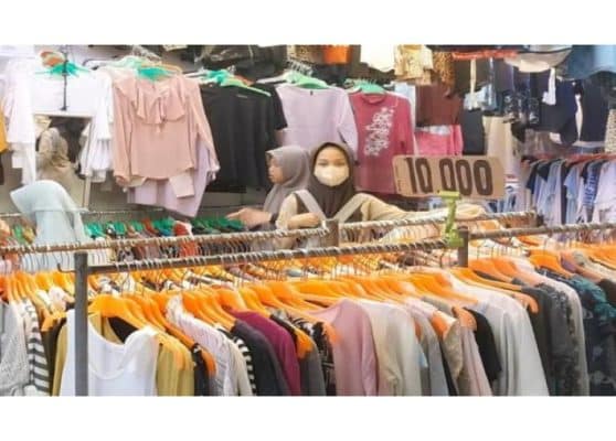 Impor Pakaian Jadi Tak Terkendali, Industri Tekstil Dalam Negeri Terancam Bangkrut