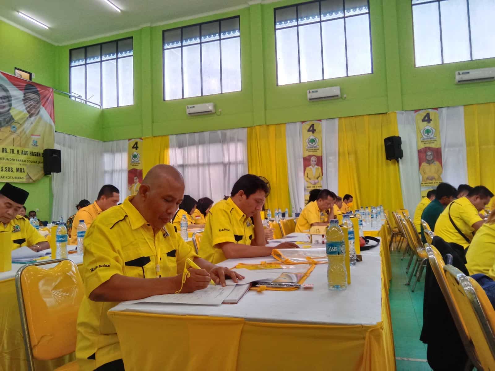 Partai Golkar Kota Bekasi menggelar pendidikan politik untuk mempersiapkan kader menghadapi Pemilu 2024