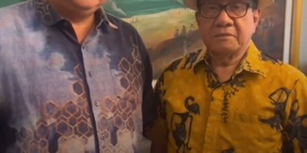 Ketum DPP Golkar Airlangga Hartarto dan politisi senior Golkar Akbar Tanjung. Foto: IG Prabowo