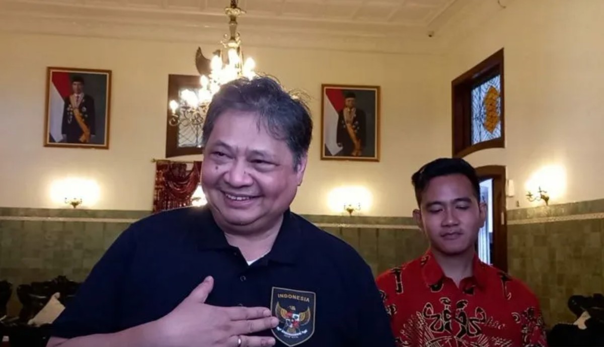 Ketua Umum Golkar Airlangga Hartarto dan Wali Kota Solo Gibran Rakabuming Raka.