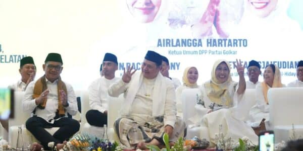 Airlangga Hartarto Hadiri Peringatan Isra Mi’raj 1445 Hijriah dan Golkar Indonesia Bertadarus Al-Quran di Serpong