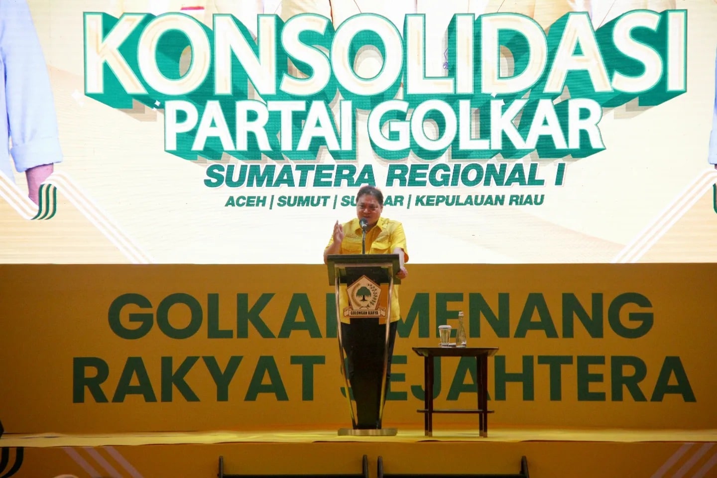 Ketua Umum Partai Golkar Airlangga Hartarto di Medan, Sumatera Utara, Jumat (26/1/2024)  malam. Foto: FB Golkar Indonesia