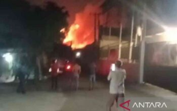 Gudang Munisi Daerah Kodam Jaya TNI AD Bogor Meledak dan Terbakar