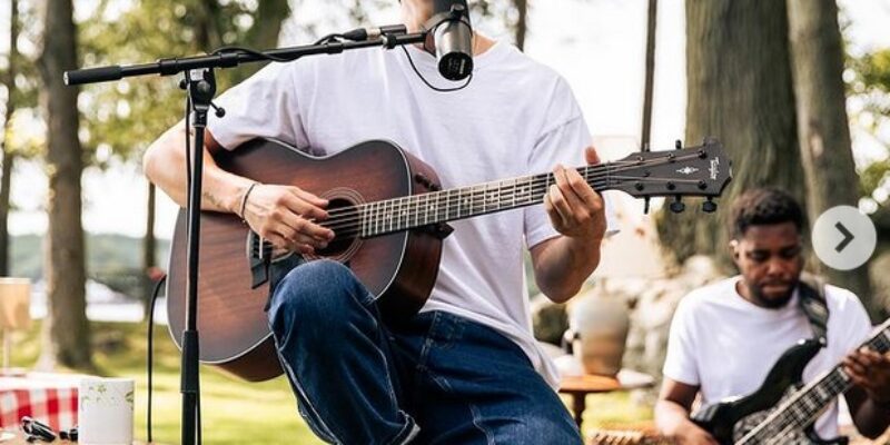 Elijah Woods Akan Jadi Bintang Tamu Konser Niall Horan di Jakarta