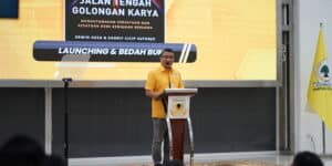 Erwin Aksa Jalan tengah partai golkar