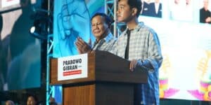 Capres dan cawapres 2024 Prabowo Subianto dan Gibran Rakabuming Raka, di Istora Senayan, Jakarta, Rabu (14/2/2024). Foto: FB golkar.indonesia