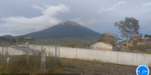 Gunung Kerinci erupsi