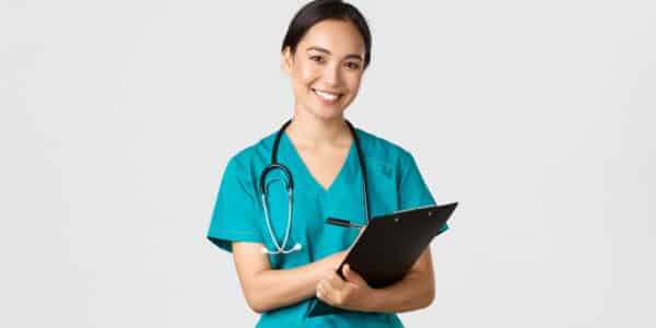 Peran, Tantangan, dan Tugas Para Perawat dalam Menjaga Kesehatan