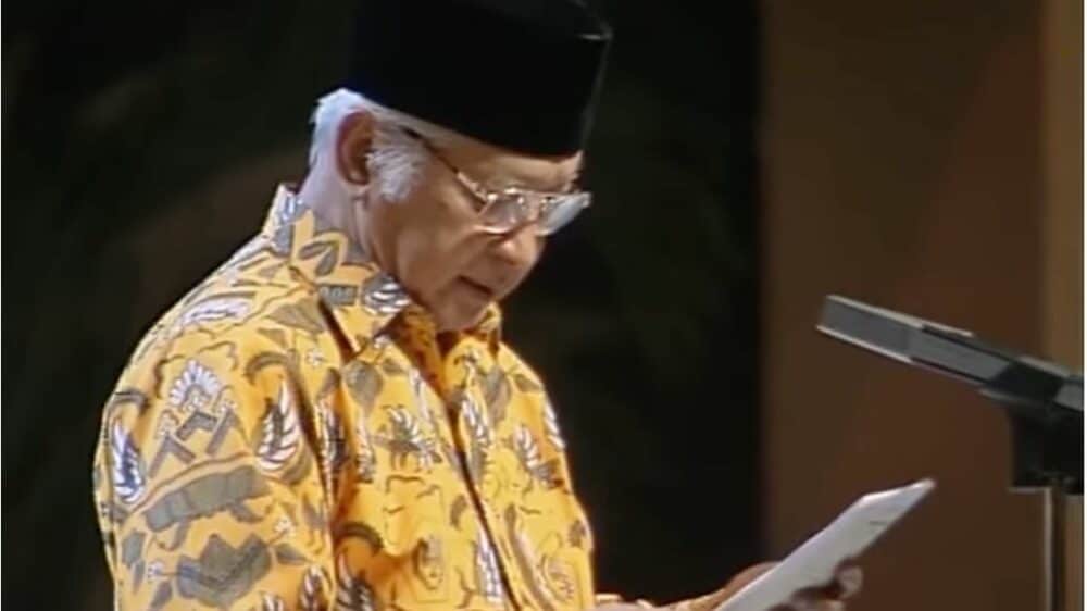 Presiden Soeharto saat pidato dalam Ulang Tahun ke-33 Partai Golkar