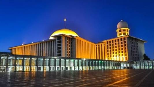 Ini 4 Masjid Bersejarah di Jakarta yang Harus Kamu Kunjungi