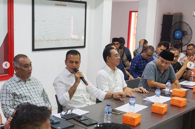 Ketua DPD Partai Golkar Sumatera Utara Musa Rajekshah dalam rapat persiapan kedatangan cawapres Gibran Rakabuming Raka di Medan, Sumut, Kamis (16/11/2023). Foto: IG musarajekshah