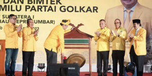 Airlangga Hartarto dan pengurus partai golkar membuka rakernis partai golkar di pekanbaru, riau