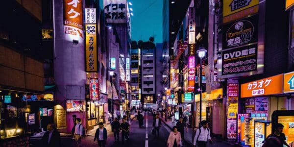 Jepang: Antara Budaya Klasik dan Kemajuan Futuristik