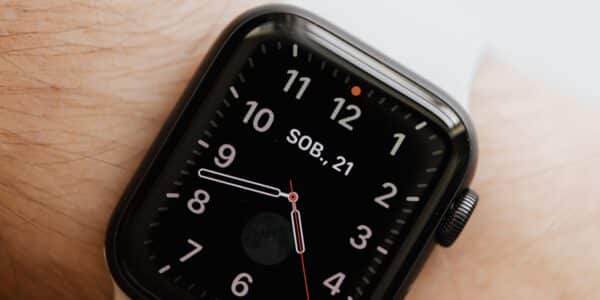 Bahas Smartwatch yang Lagi Nge-Hits, Apa Aja Fitur Canggihnya?