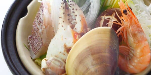 The Sea on Your Plate: Nikmati Sensasi Makan 7 Seafood yang Menggugah Selera