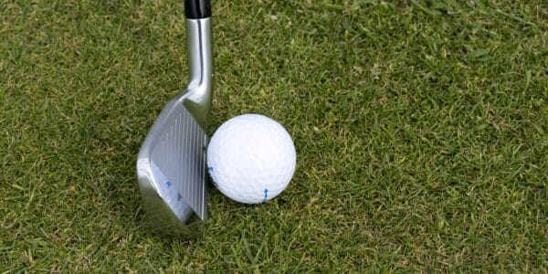 Kamu Harus Coba Olahraga Golf: Ini 7 Alasan Untuk Memulainya!