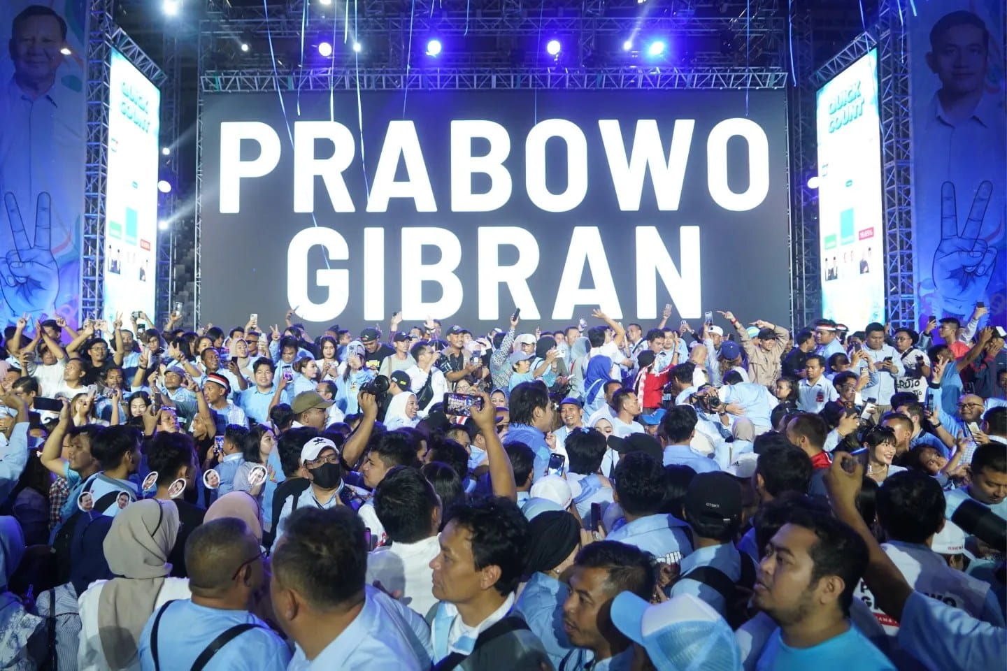 Suasana perrayaan hasil hitung cepat Pilpres Prabowo-Gibran di Istora Senayan, Jakarta, Rabu (14/2/2024). Foto: FB golkar.indonesia