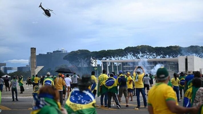 Protes Pendukung Bolsonaro Berlanjut di Brazil, 300 Orang Ditahan 